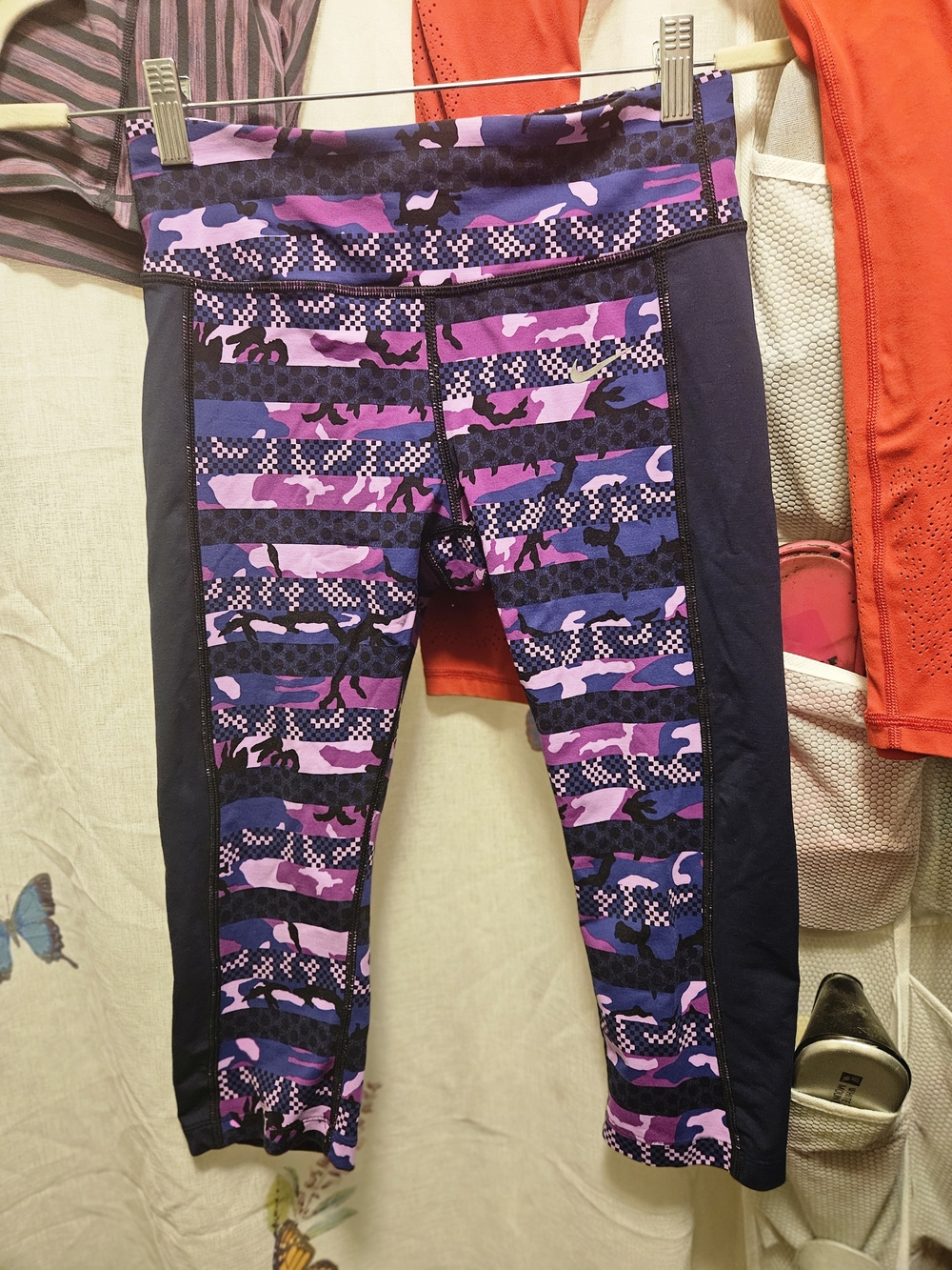 Nike Girls Purple & Black Camo Stripe Leggings